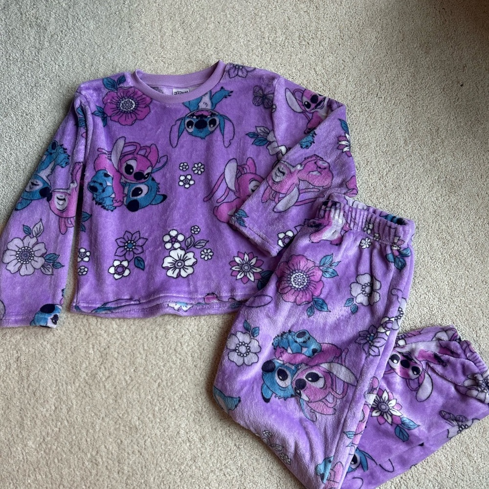 NWOT Girl’s Cozy Lounge Set - Purple Floral Stitch
